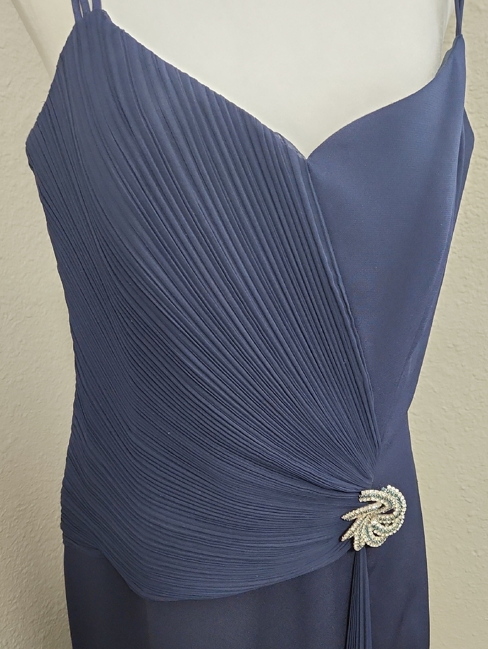 Mother Of The Bride Navy Blue Long Gown - Picture 5 of 9